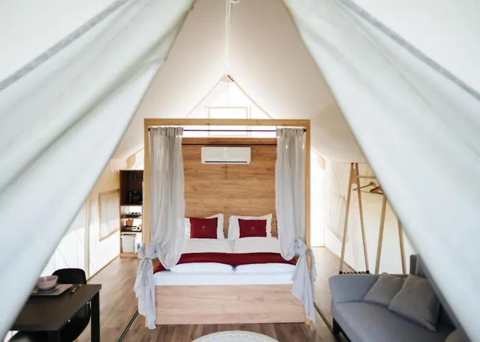 Sunrise Area Luxury tent Unterlibitsch